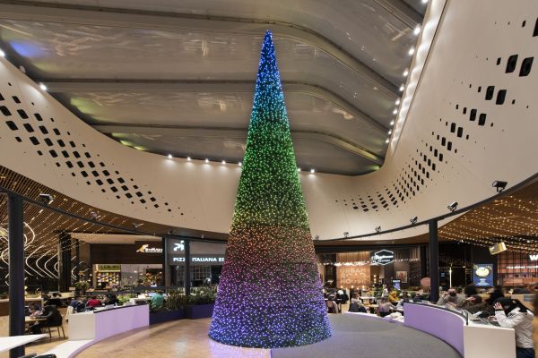 3 DSC4853 RenataVesely Milano CityLife%20copia f71689f3